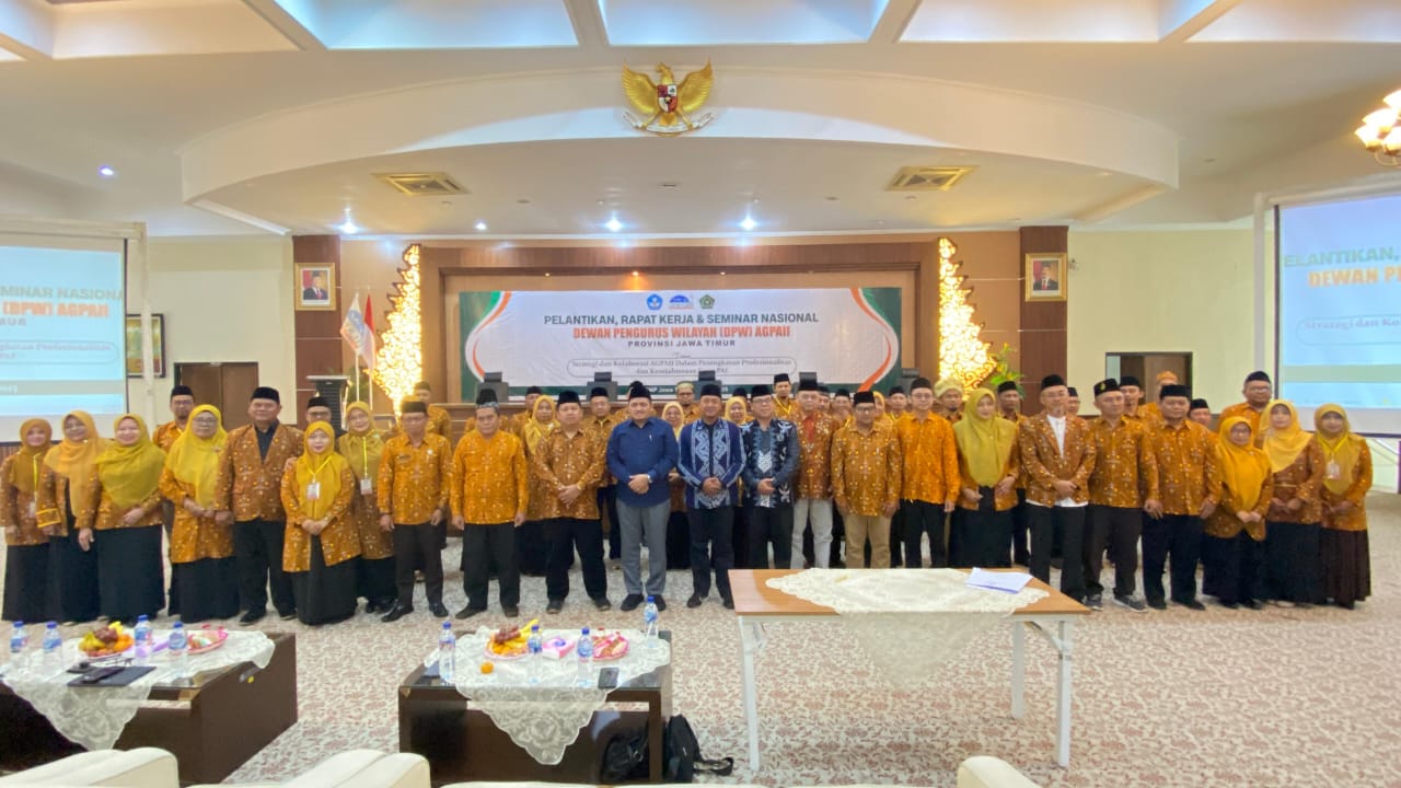 Pelantikan Dewan Pengurus Wilayah (DPW) Asosiasi Guru Pendidikan Agama Islam Indonesia (AGPAII) Jawa Timur yang digelar di Aula BBPMP Surabaya, Sabtu (5/7/2025) (Foto: AGPAII)