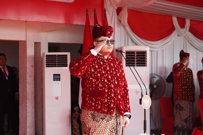 Bupati Kediri Hanindhito Himawan Pramana