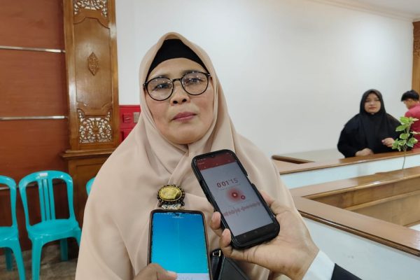Ketua TP PKK Kutim Ny Hj Siti Robiah