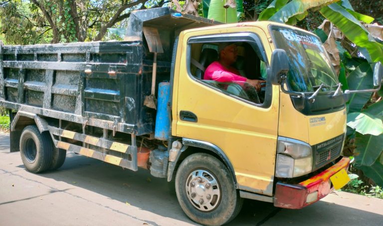 Proses Izin Belum Rampung, Aktivitas Tambang Galian C di Kalikatir Tetap Berjalan
