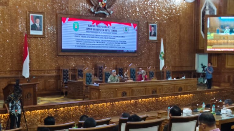 Dua Raperda Dibahas, Gaya Tegas Humanis Hj. Prayunita Curi Perhatian