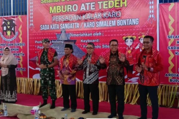 perayaan budaya Kerja Tahun Karo yang digelar di Gedung Pencak Silat, Jalan Soekarno-Hatta, Sangatta Utara, Minggu (17/8/2025)