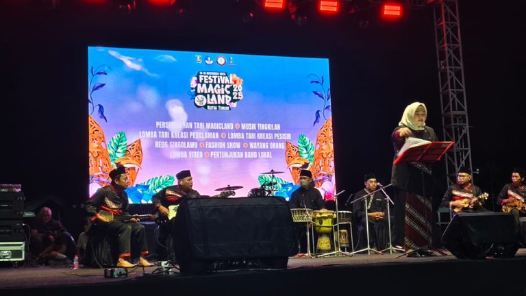 Tingkilan Buka Festival Magic Land 2025