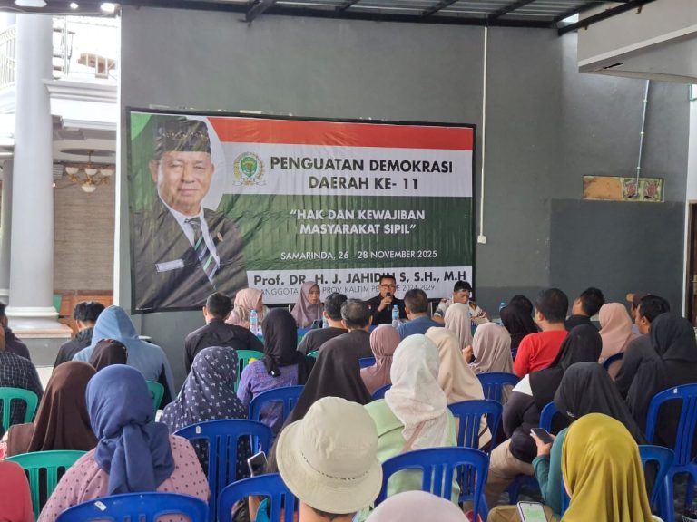 Gelar PDD Ke-11, Prof. Jahidin Bahas Peran Masyarakat dalam Demokrasi Lokal