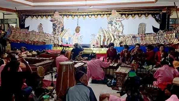 Ruwah Desa Kebaron Kec.Tulangan Sabtu malam (31/1/26)