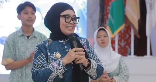 Wali Kota Bontang, Neni Moerniaeni