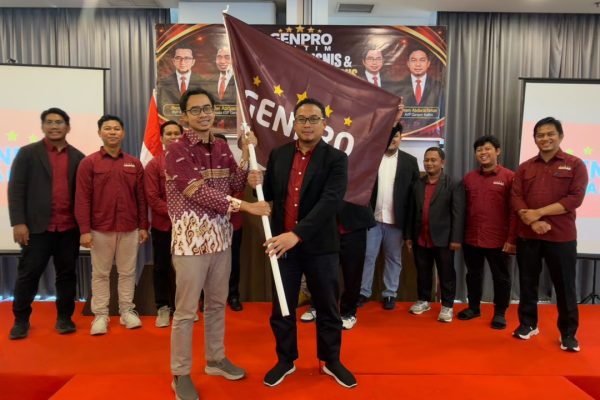 Pelantikan Komunitas pengusaha profesional Global Entrepreneurs Professional (Genpro) Kalimantan Timur