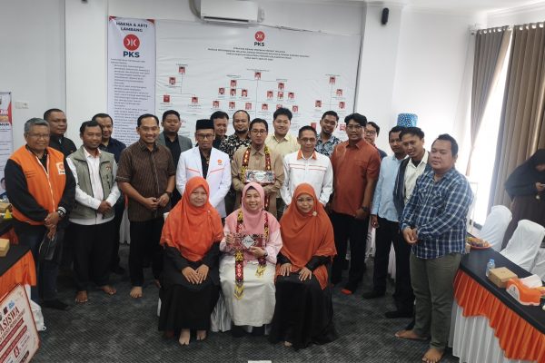Peluncuran Rumah Advokasi Hukum PKS Kalimantan Timur di Gedung DPW PKS Kaltim, Samarinda, Sabtu (10/10/2026)