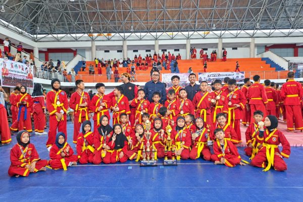 Para atlet pencak silat SD Muhammadiyah Sangatta Utara, Kabupaten Kutai Timur dalam ajang PDM CUP V 2026, yang berlangsung pada 14–18 Oktober 2026.