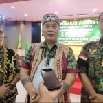Sekretaris Jenderal Dewan Pimpinan Pusat (DPP) LPADKT, F.X. Apui, S.T., S.H.,memberikan keterangan kepada awak media usai pembukaan Muscab II LPADKT Kutai Timur di Gedung Serba Guna Bukit Pelangi, Sangatta, Jumat (2/10/2026).
