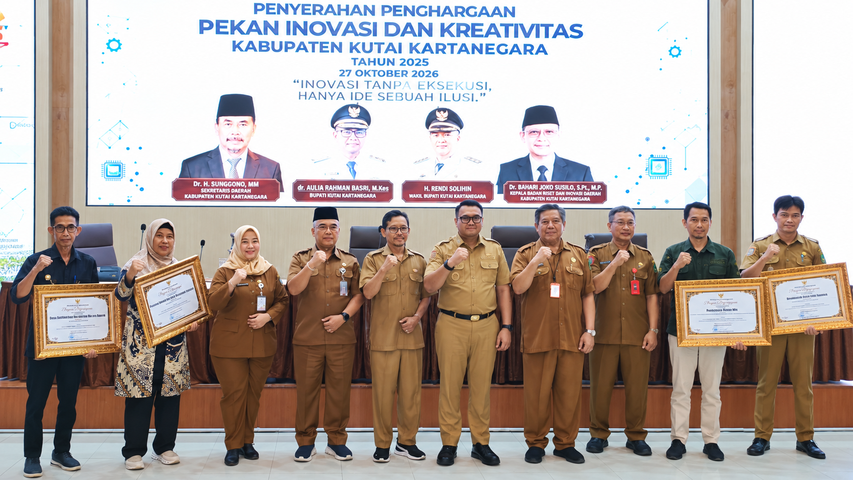 Suasana pembukaan Festival Lokal Gemini Academy Impact Awards 2026 di Gedung Putri Karang Melenu (PKM), Tenggarong Seberang, Selasa (27/10/2026). (dok. Wnews.co.id)