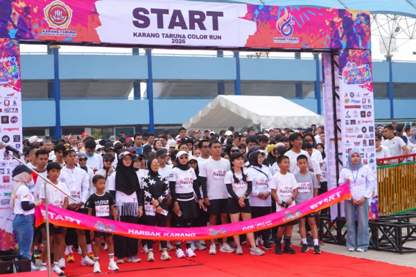 Color Run 5K dalam rangka memperingati Hari Ulang Tahun (HUT) ke-66 Karang Taruna di kawasan Gedung Olahraga (GOR) Kudungga, Sangatta Utara, Minggu (18/10/2026)