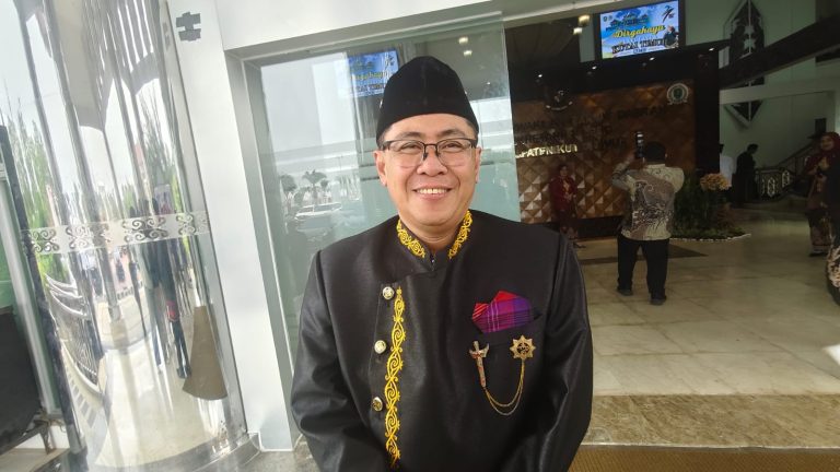 Kepala Satpol PP Kutim, H. Fata Hidayat (dok. Wnews.co.id)