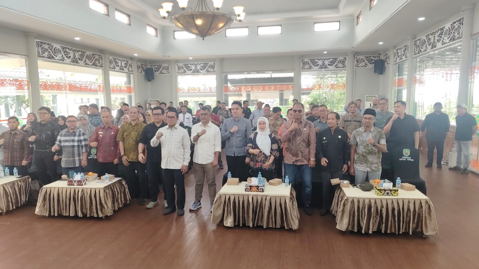 Konsultasi Publik Rencana Induk Program Pemberdayaan Masyarakat (RIPPM) PT Ganda Alam Makmur (GAM) periode 2027–2031 di Rumah Jabatan Bupati Kutim, Sangatta, Jumat (9/10/2026).