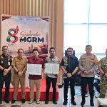 Bupati Kutai Kartanegara (Kukar), Aulia Rahman Basri saat menghadiri syukuran Hari Ulang Tahun (HUT) ke-8 PT MGRM yang berlangsung di Kantor Graha MGRM, Kecamatan Tenggarong, Senin (26/10/2026)