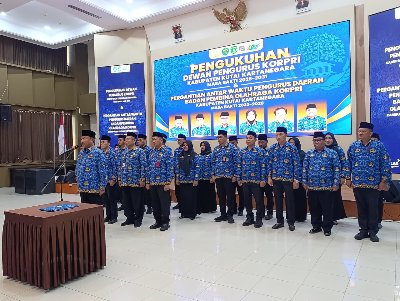 pengukuhan kepengurusan masa bakti 2026–2030 dan Pergantian Antar Waktu (PAW) Pengurus Daerah Badan Pembina Olahraga KORPRI Kukar masa bakti 2023–2028 di Aula Bappeda Kukar, Kamis (29/10/2026).